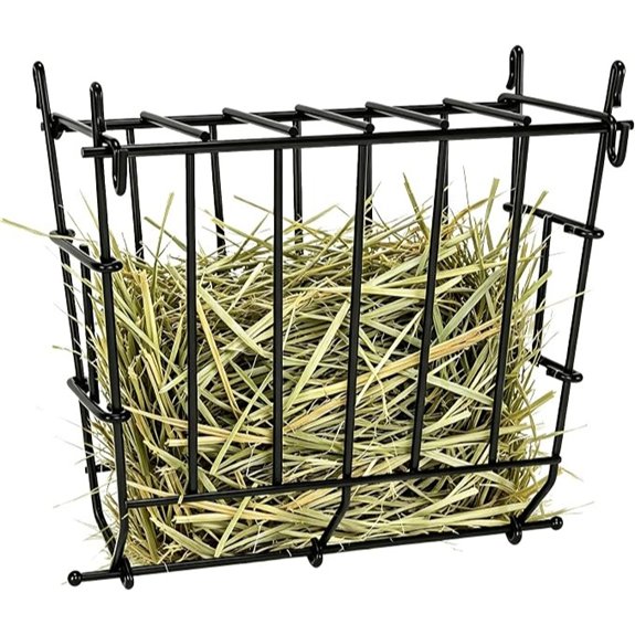 Rabbit and Guinea Pig Hay Feeder with Lid